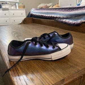 Low top all star Chuck Taylor’s